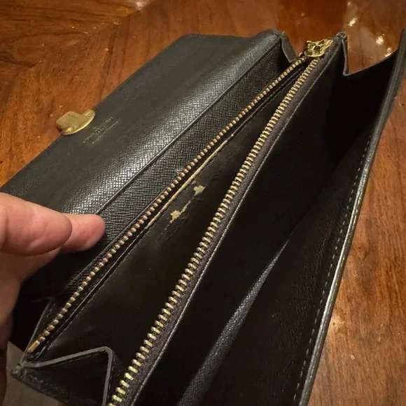 Louis Vuitton Brown Monogram Clutch - Picture 4 of 10